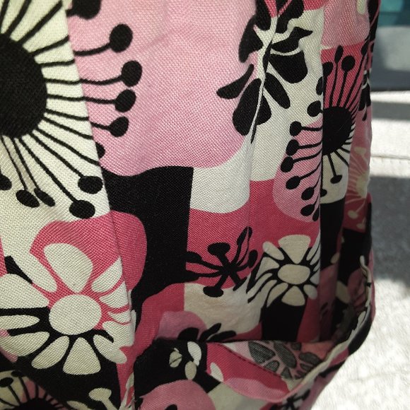 Peaches small scrub top - Picture 5 of 7